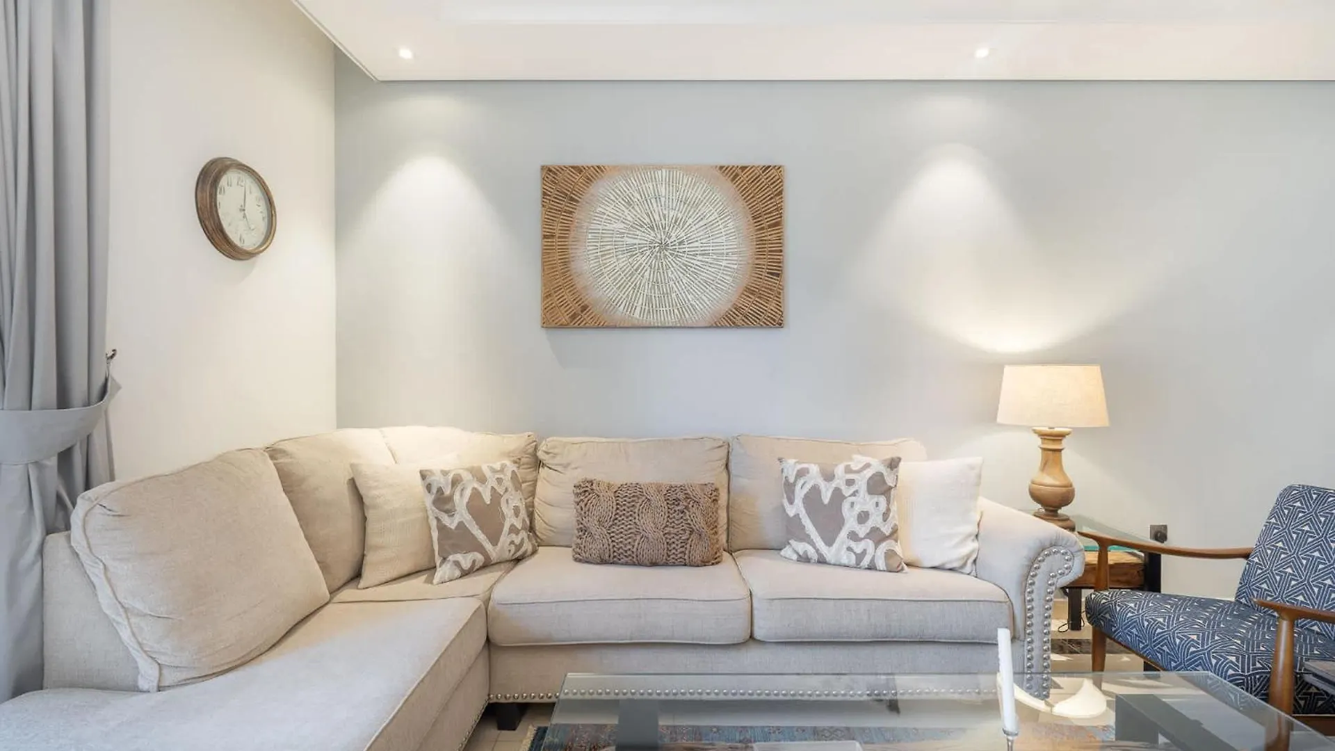 Absolutely Stunning 3 Bedroom Apartment In Downtown Dubai United Arab Emirates