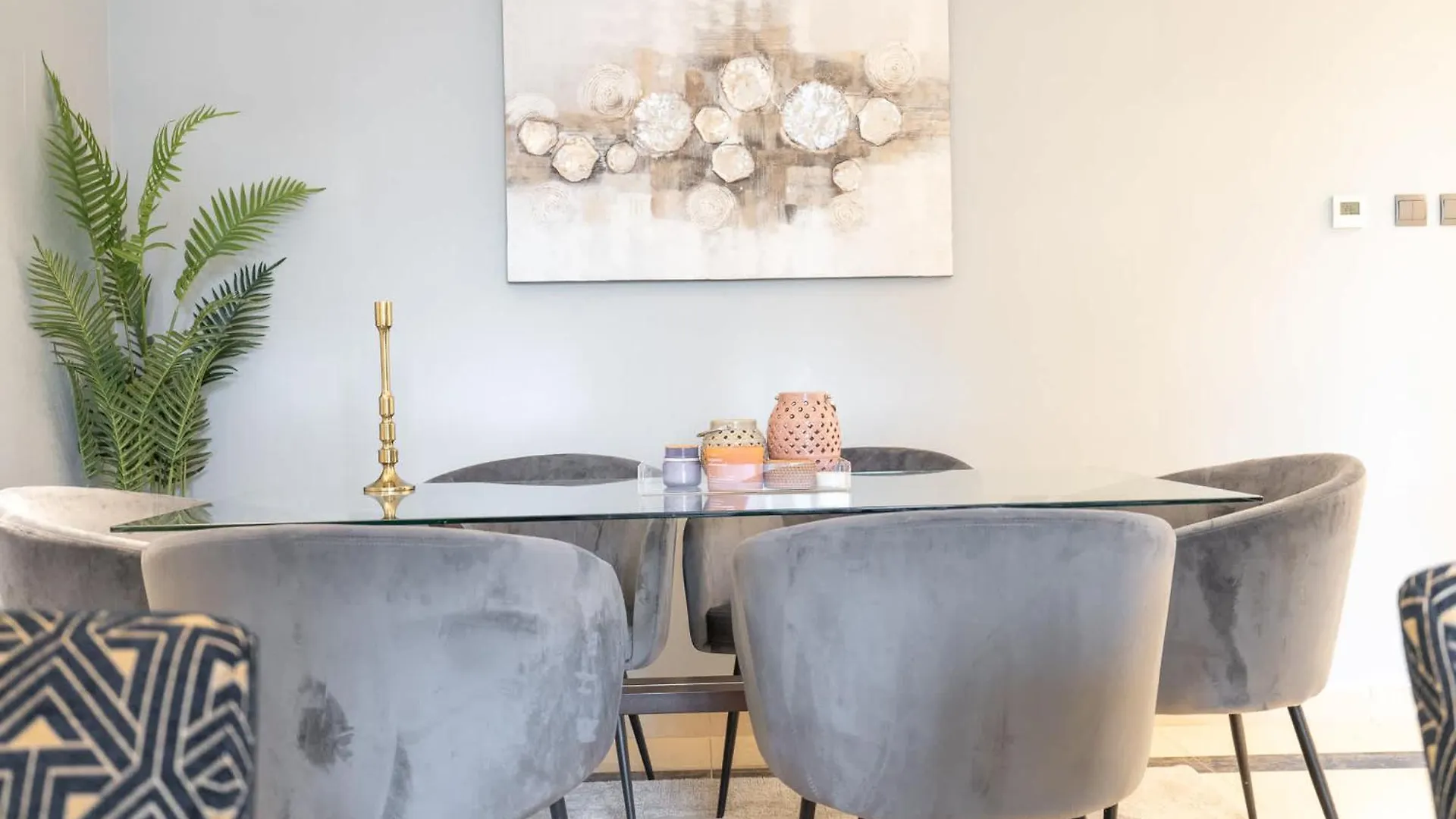 Absolutely Stunning 3 Bedroom Apartment In Downtown Dubai