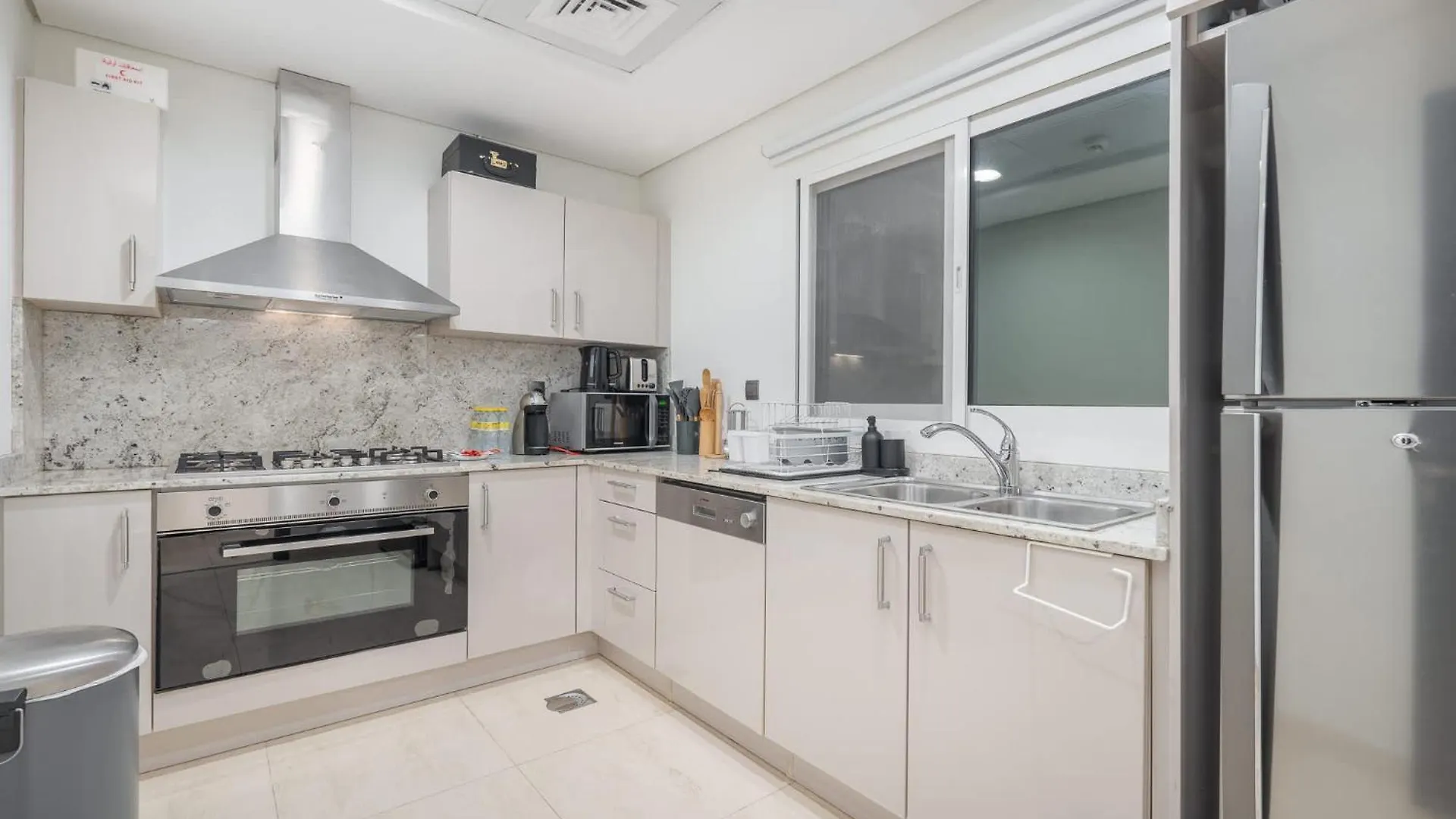 Absolutely Stunning 3 Bedroom Apartment In Downtown Dubai