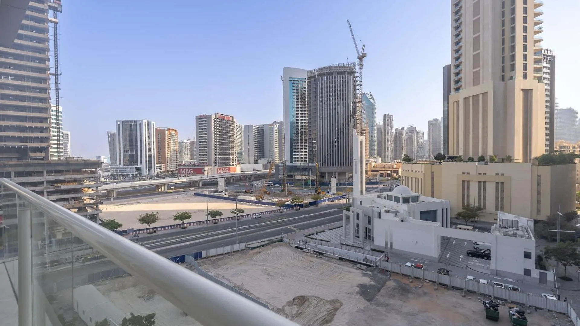 Absolutely Stunning 3 Bedroom Apartment In Downtown Dubai