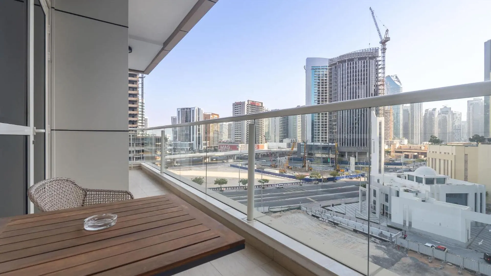 Absolutely Stunning 3 Bedroom Apartment In Downtown Dubai