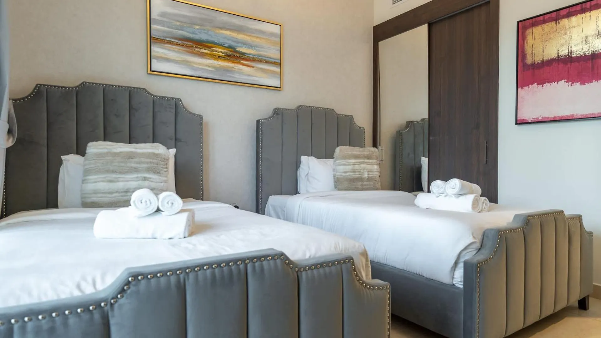 Absolutely Stunning 3 Bedroom Apartment In Downtown Dubai United Arab Emirates